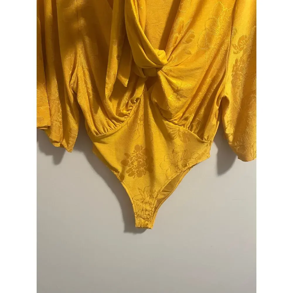 Zara Floral Jacquard Knotted Bodysuit Sz S in Gold Flowy Sleeves Snap Buttons - Picture 7 of 9
